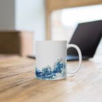 Entspannungsdesign: Keramiktasse mit Wellenmotiv in Wasserfarben-Optik