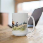 Weiße Keramiktasse mit Rindern und Kühen im Aquarell Stil – Ländliche Tiermotive für Tierliebhaber