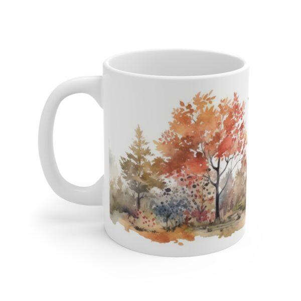 Keramiktasse mit Aquarell Herbstlaubbäumen – Natürliche Inspiration für die Jahreszeiten