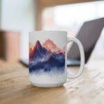 Berglandschaft Tasse mit Sonnenuntergang – Ideal für Bergfreunde, Kaffeetasse mit Komfort-Griff als Geschenk