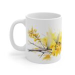 Weiße Keramik Tasse mit Forsythien im Aquarell – Frühlingshafte Naturdeko