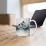 Bedruckte Geschenktasse mit Aquarell Landschaft - Alpen Berge Kaffeetasse für Natur-Liebhaber