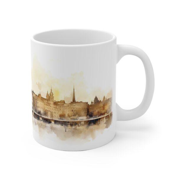 Bedruckte Kaffeetasse mit Aquarell Skyline von Dresden als ideales Geschenk