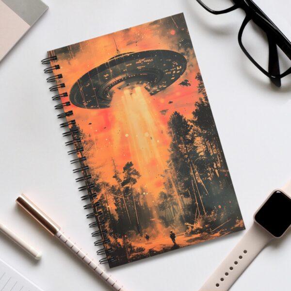 Aquarell UFO-Invasion Notizbuch – Blanko, liniertes oder Punktesystem für kreative Ideen und Planungen