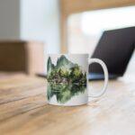 "Ästhetische Kaffeetasse mit Aquarell Landschaft – Ideal als Geschenk aus Vietnam"