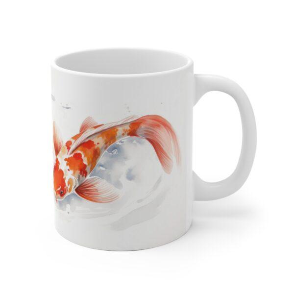 Weiße Kaffeetasse mit Koi Fisch Aquarell-Print | Ideal für Koi- und Fischliebhaber als Geschenk