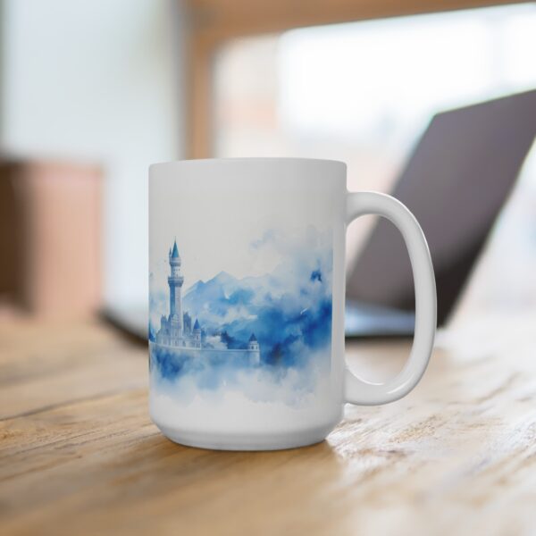 Weiße Tasse mit Neuschwanstein Motiv – Perfektes Geschenk für Reisefreunde und Wanderlustige