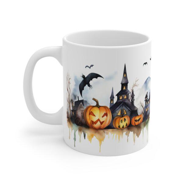 Helloween-Zauber: Weiße Aquarell-Keramiktasse für festliche Stimmung