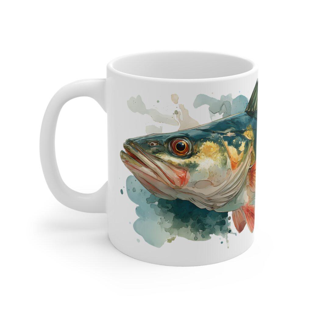 Mit Aquarell-Zander und sanften Farbspritzern gestaltet diese wei&szlig;e Keramiktasse ein naturverbundenes Angelmotiv von Shotspace.