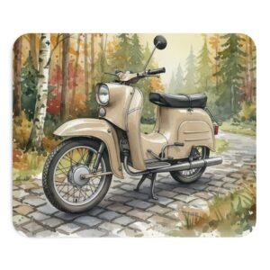 Simson Schwalbe Mauspad – DDR Kult-Roller als Aquarellmotiv im Herbstwald
